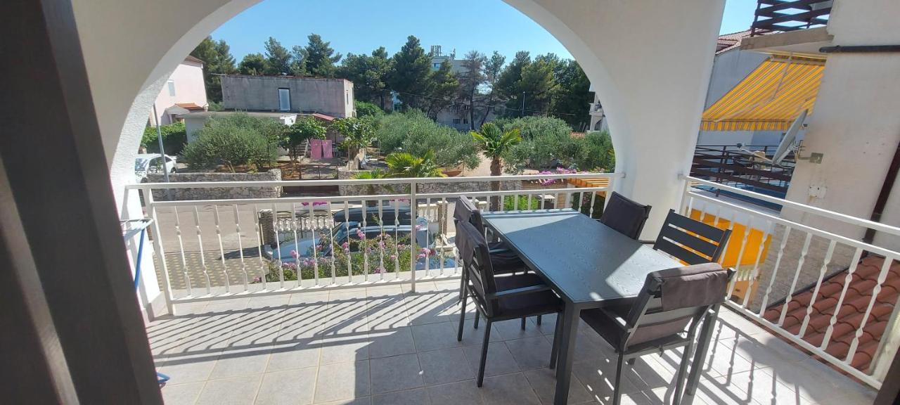 Apartments Skelin Vodice Exterior foto